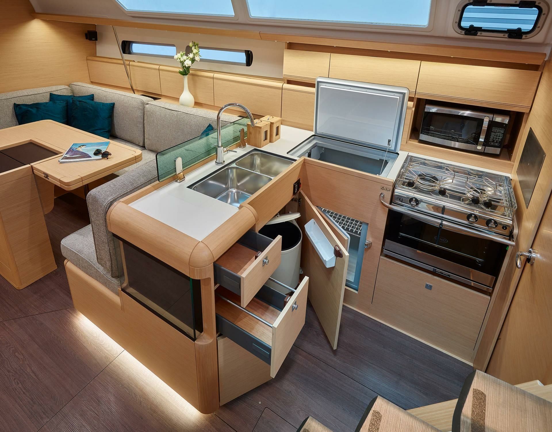 Jeanneau Sun Odyssey 449 | Sylvia
