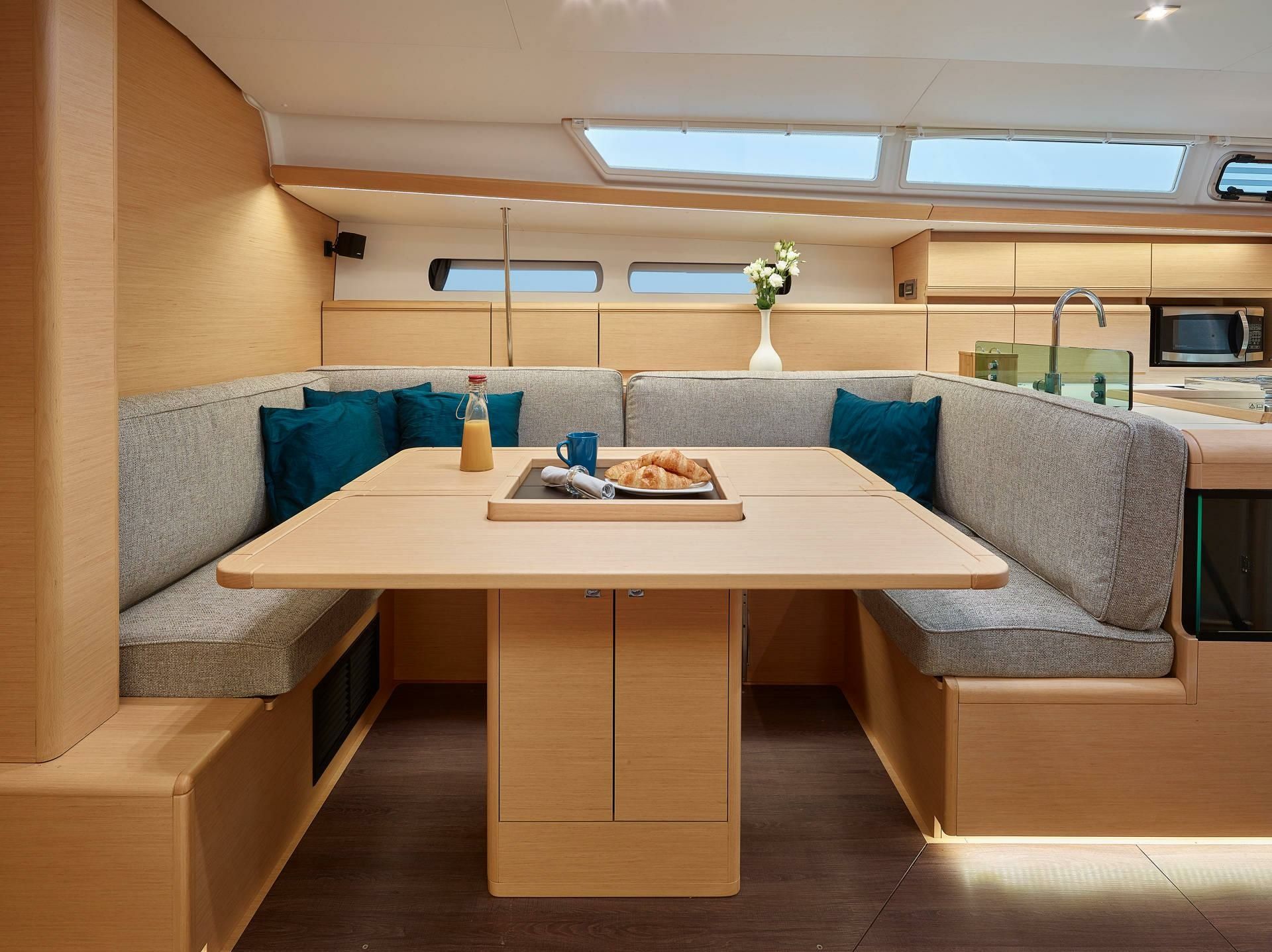 Jeanneau Sun Odyssey 449 | Sylvia