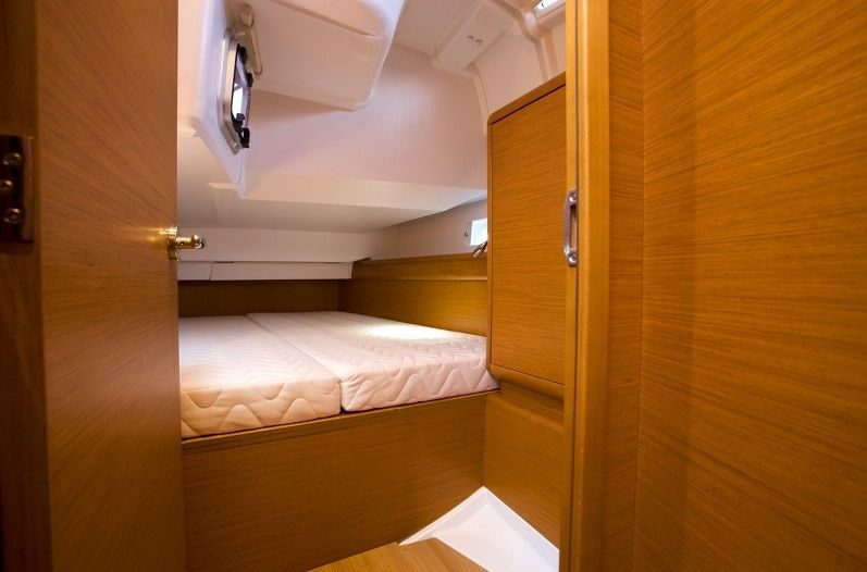 Jeanneau Sun Odyssey 449 | Sylvia