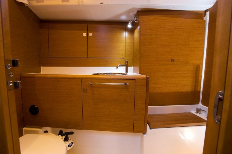 Jeanneau Sun Odyssey 449 | Sylvia