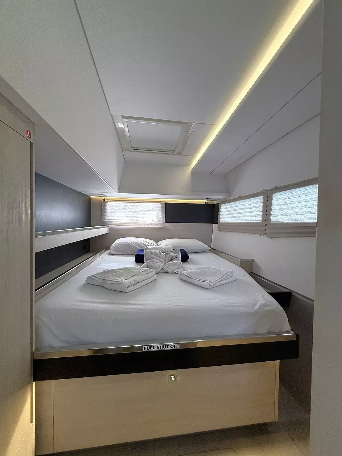 Leopard 45 | Tropical Squeeze