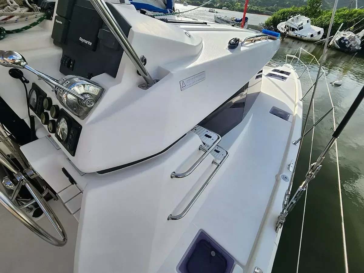 Leopard 45 | Tropical Squeeze