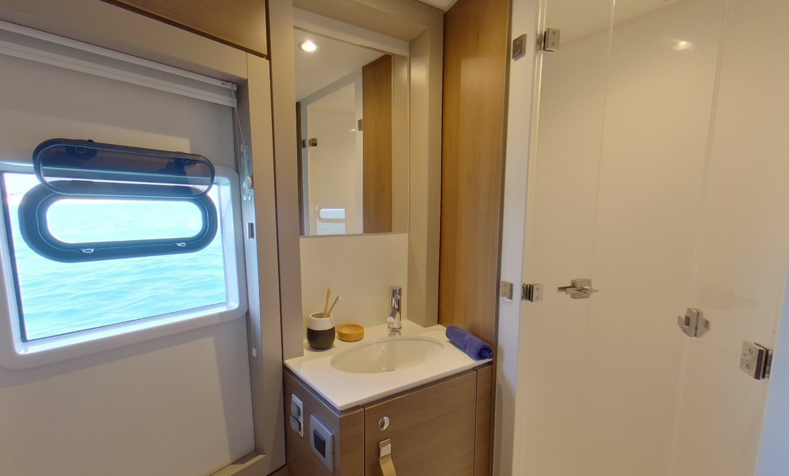 Bali 4.4 | Romar One