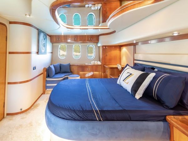 Custom Built 72 | Zeynep Lina