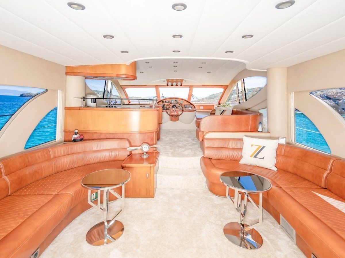 Custom Built 72 | Zeynep Lina