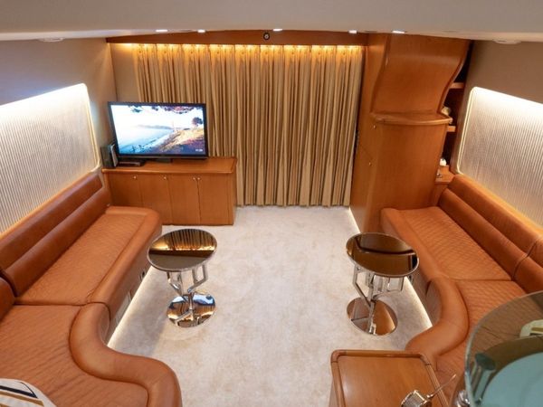 Custom Built 72 | Zeynep Lina