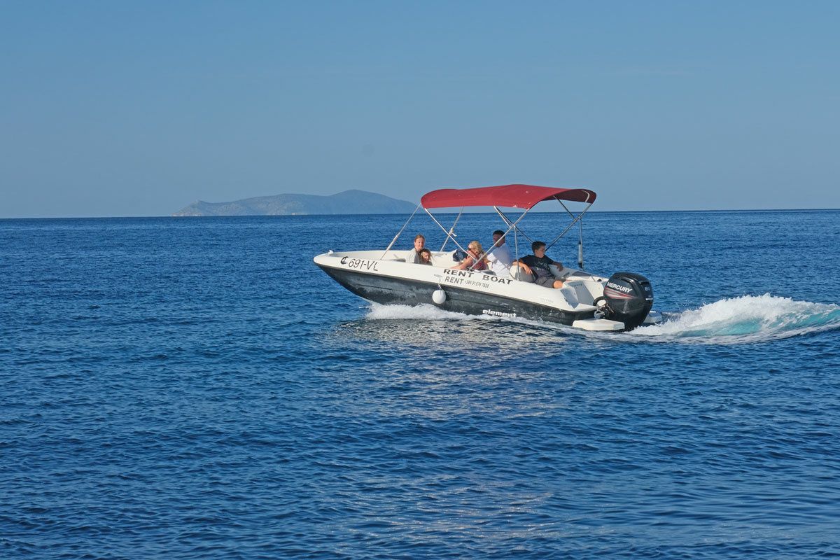 Bayliner Element | 15