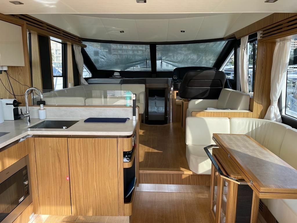 Absolute 56 | Portals Hills