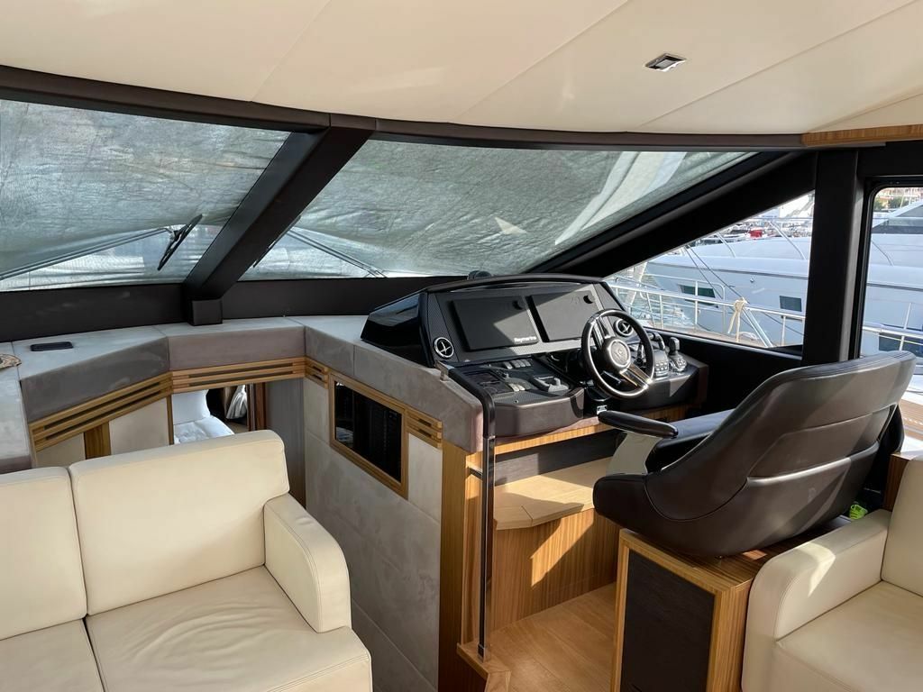 Absolute 56 | Portals Hills