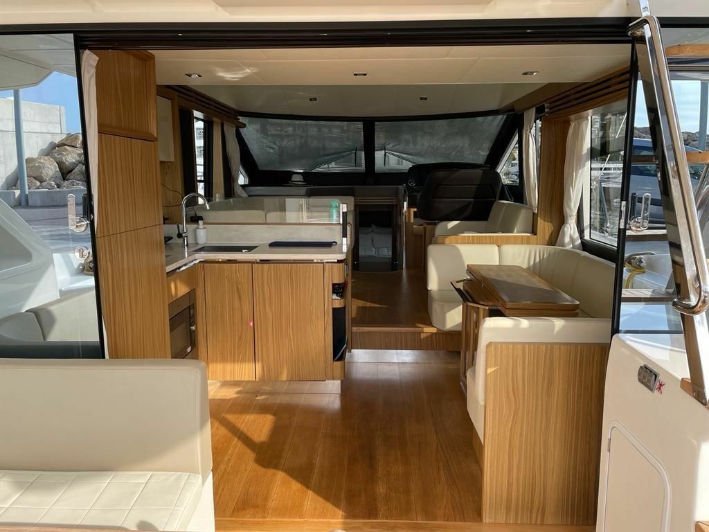 Absolute 56 | Portals Hills