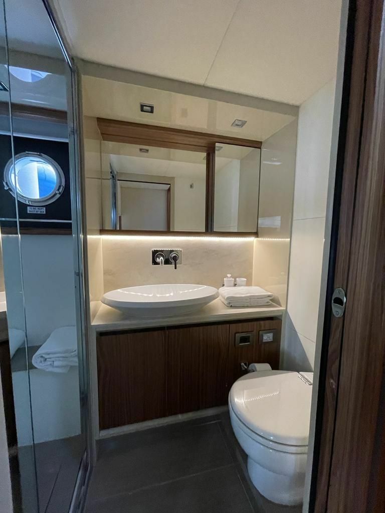 Absolute 56 | Portals Hills