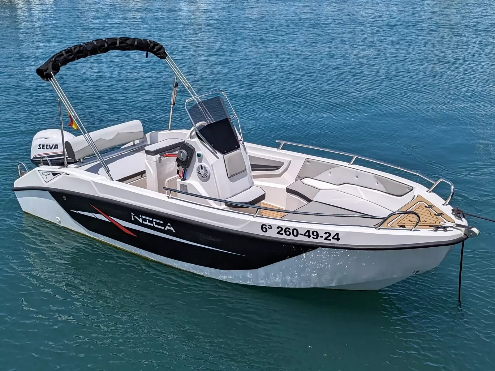 Trimarchi Nica | 24