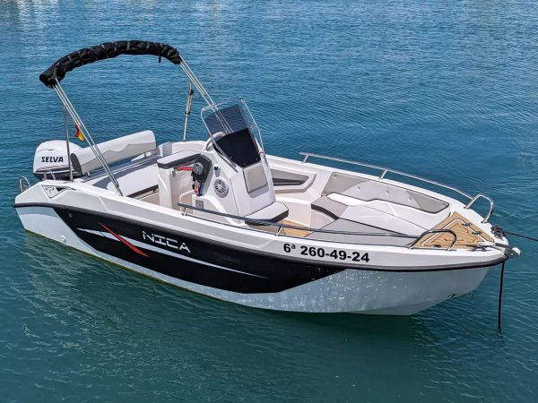 Trimarchi Nica | 24