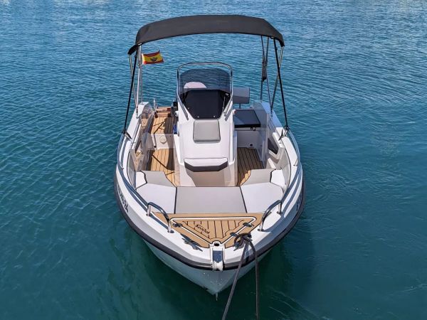 Trimarchi Nica | 24