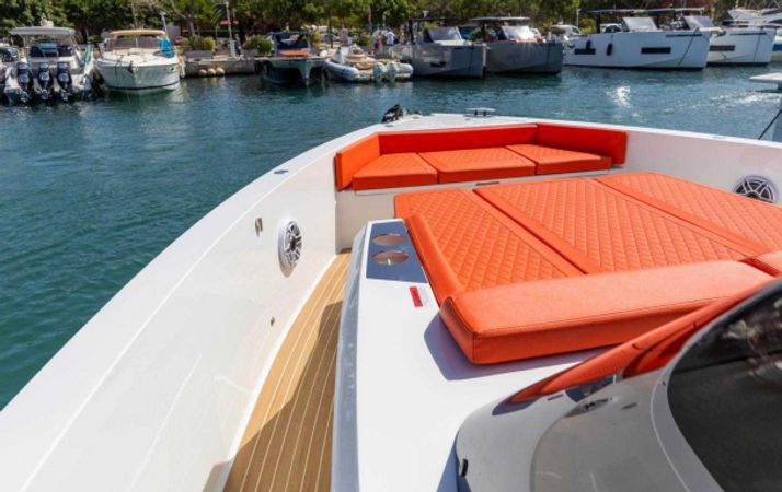 De Antonio D42 Open | Sea Star