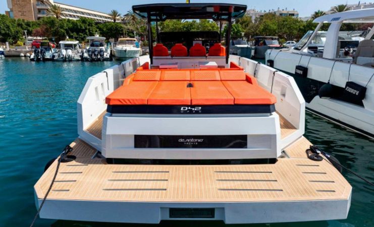 De Antonio D42 Open | Sea Star