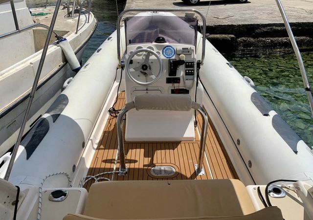 Mariner Shogun 700 | 12