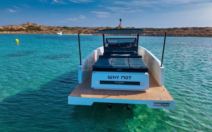 De Antonio D34 Open | Why Not