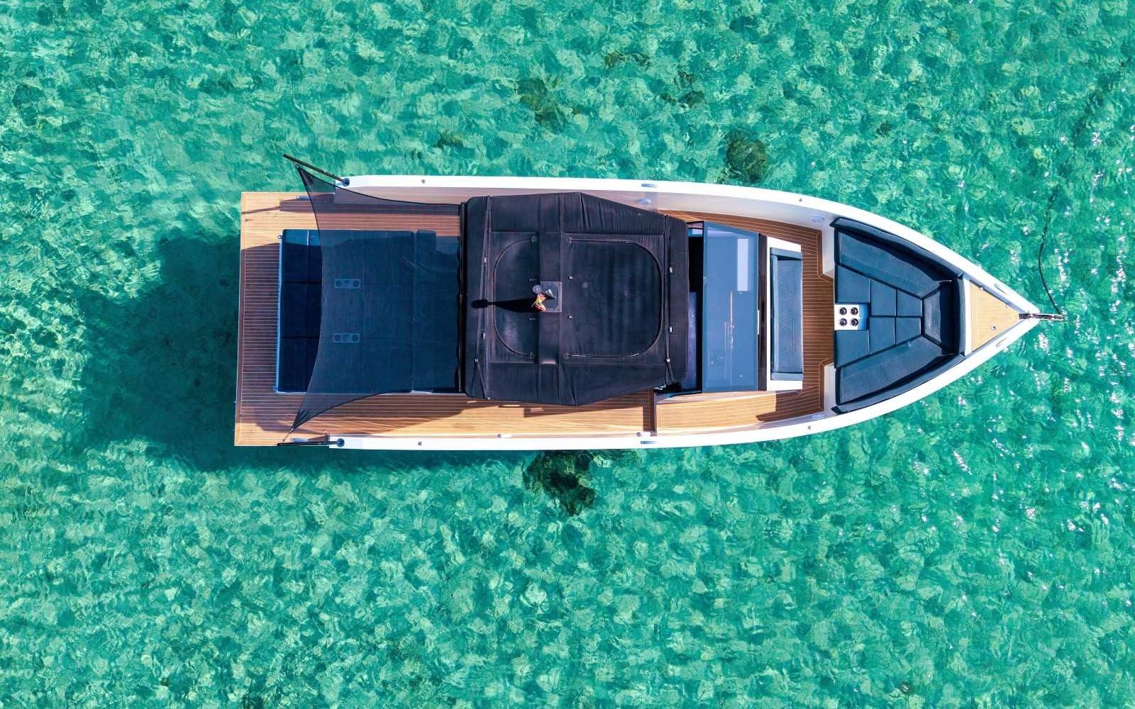 De Antonio D34 Open | Why Not