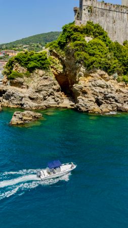 Boston Whaler 220 Dauntless | 10