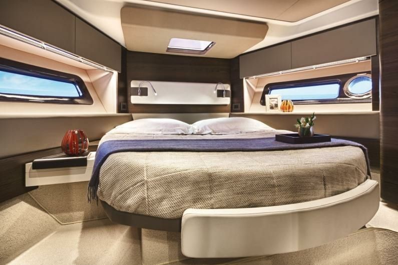 Azimut 50 Fly | Sunrise