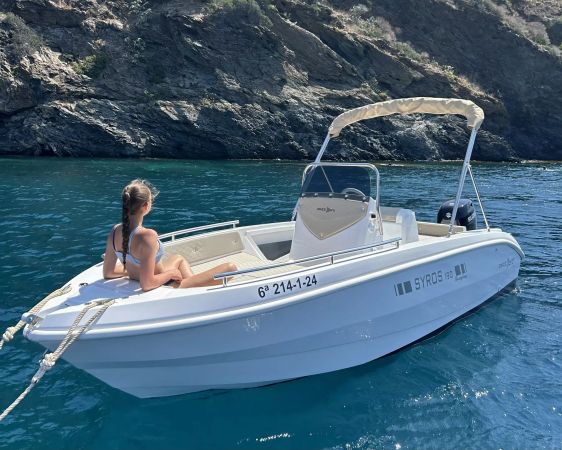 Orizzonti Syros 190 | 24