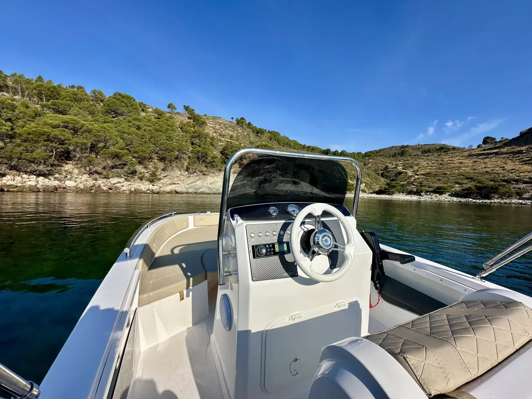 Orizzonti Syros 190 | 24