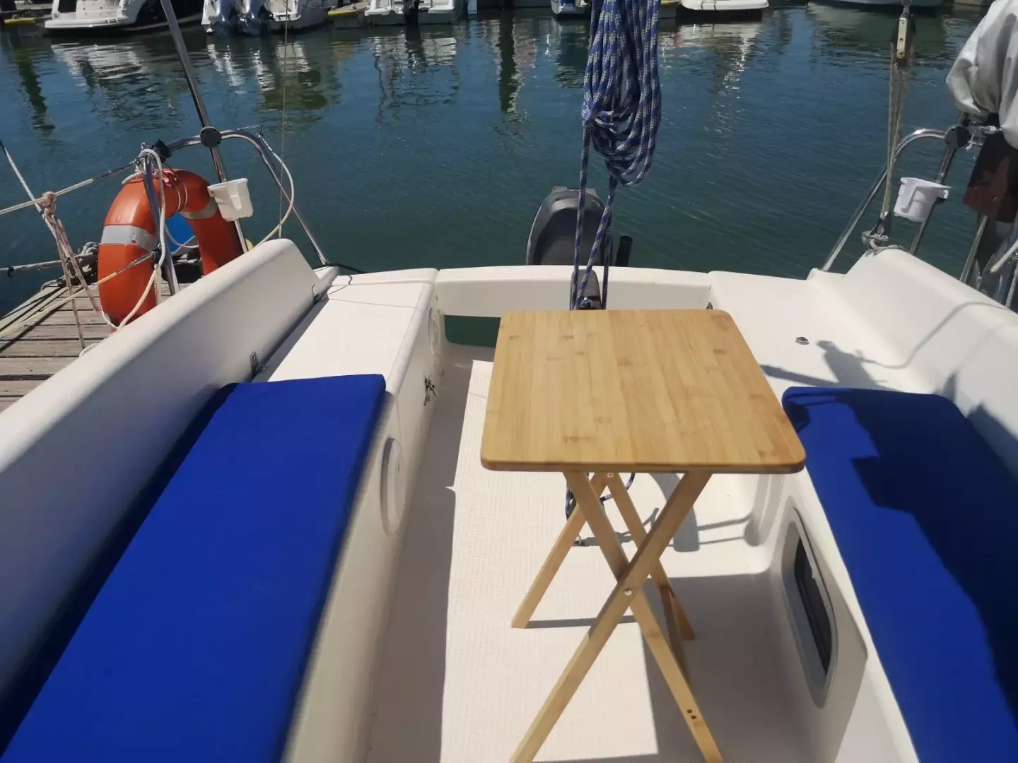 Astraea 235 Sprinter | Azimut