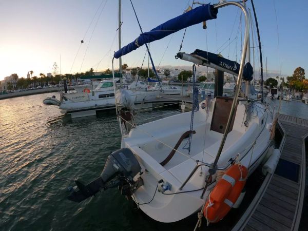 Astraea 235 Sprinter | Azimut