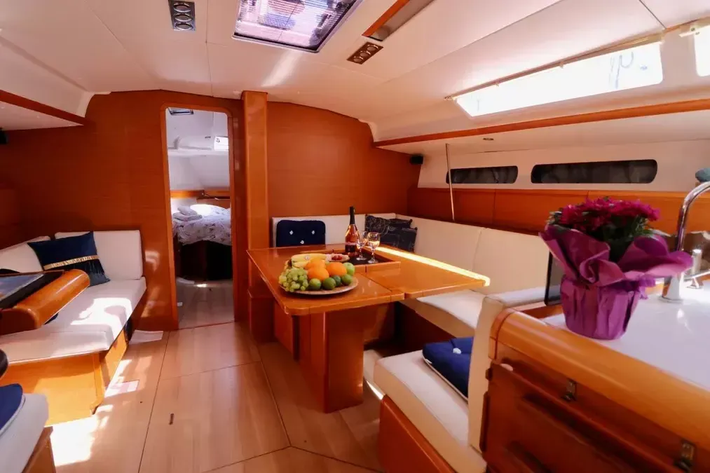 Jeanneau Sun Odyssey 439 | Lady Linda
