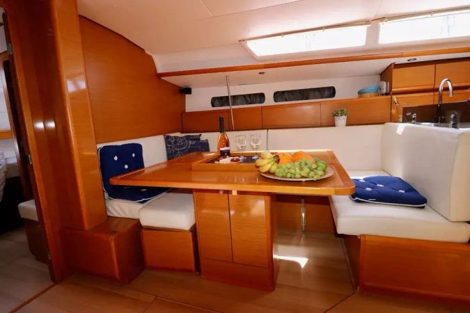Jeanneau Sun Odyssey 439 | Lady Linda