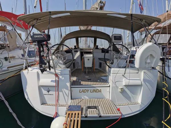 Jeanneau Sun Odyssey 439 | Lady Linda