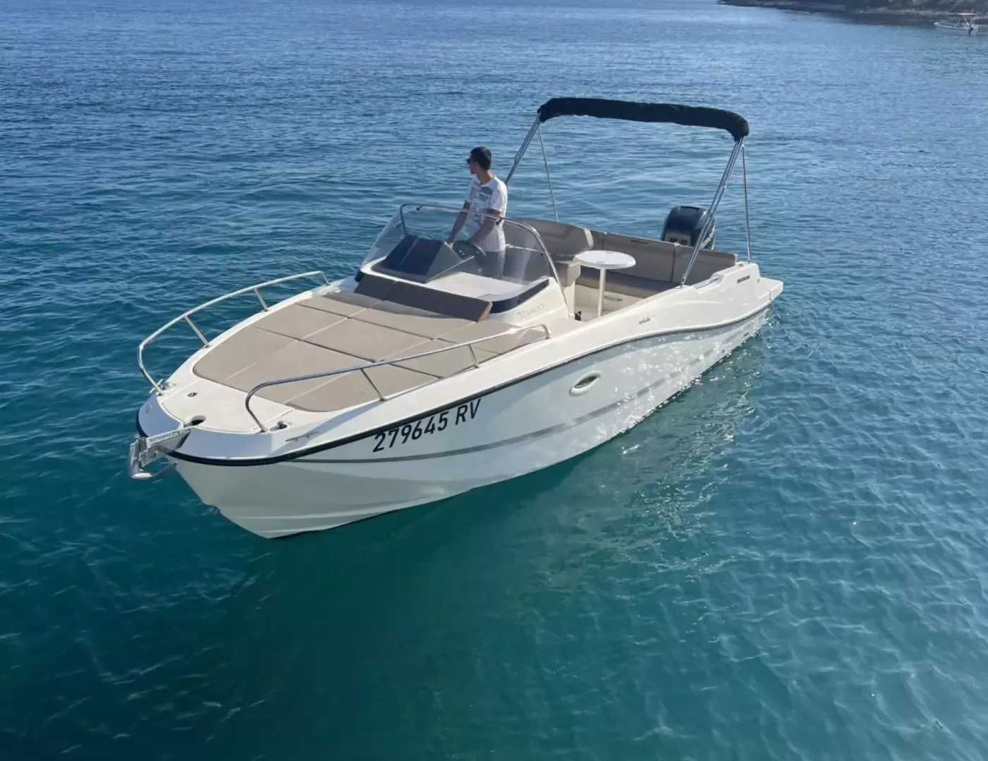 Quicksilver 755 | 19