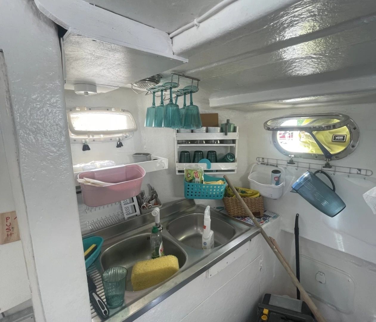 Lancia Custom 8.5 | Pegaso