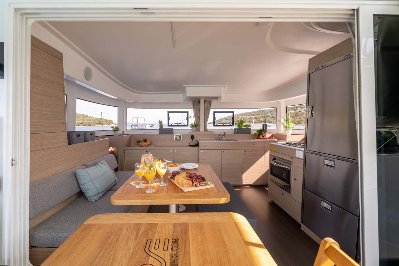 Lagoon 38 | Mare Amore