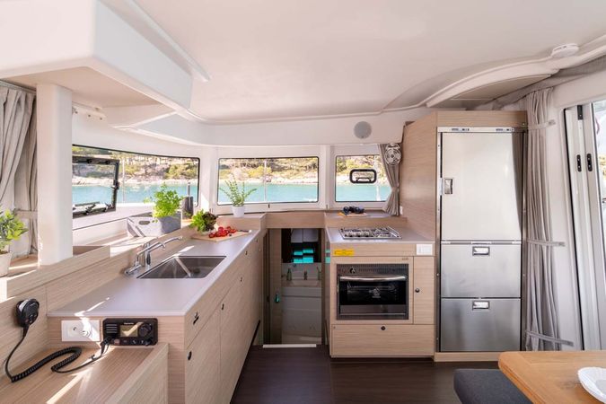 Lagoon 38 | Mare Amore