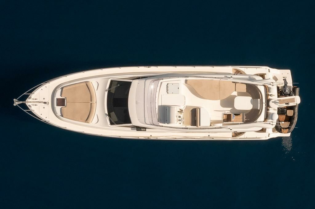 Ferretti 550 | Carte Blanche