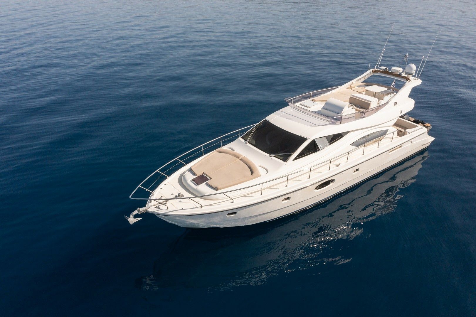 Ferretti 550 | Carte Blanche