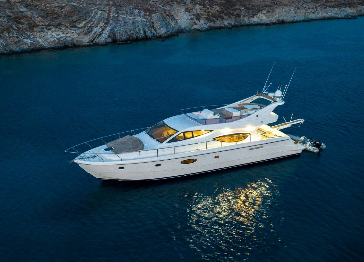 Ferretti 550 | Carte Blanche