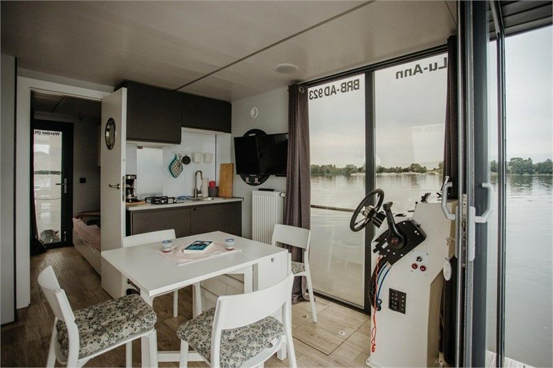 La Mare Apart M | Lu-Ann