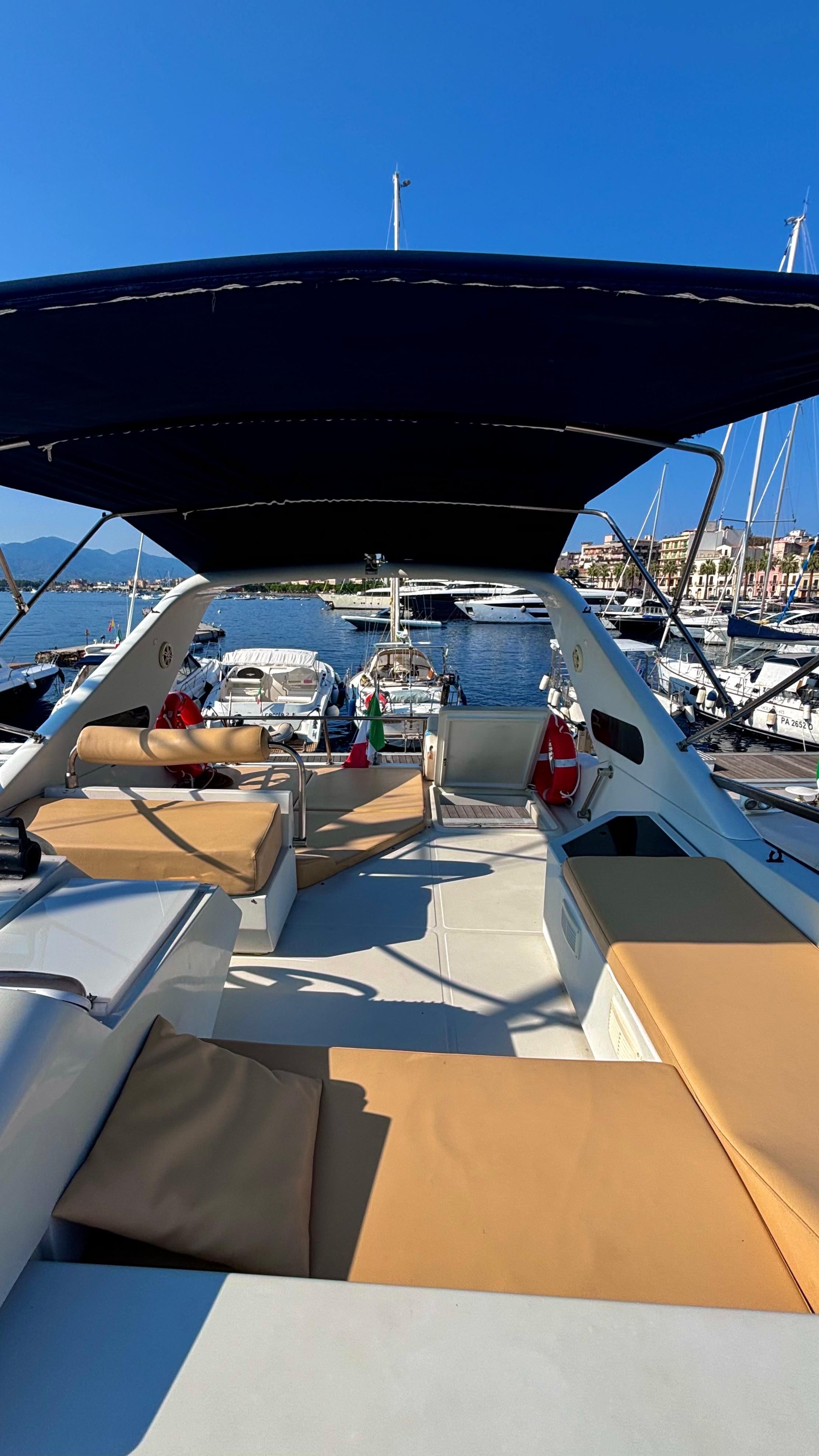 Alpa 52 | Mary Io