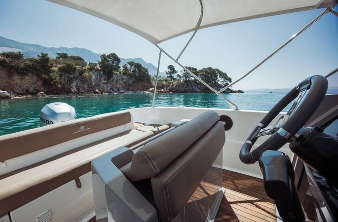 Atlantic Marine 670 | 20