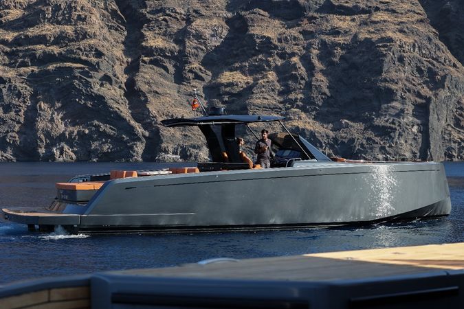 Pardo 43 | Saint Dimitrius