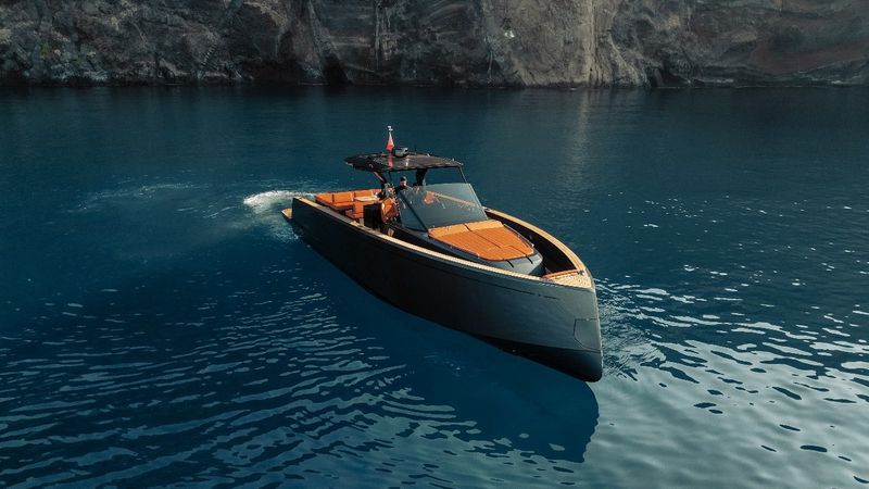 Pardo 43 | Saint Dimitrius