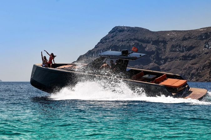 Pardo 43 | Saint Dimitrius