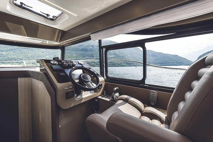 Cranchi 36 | Sun Sail 1