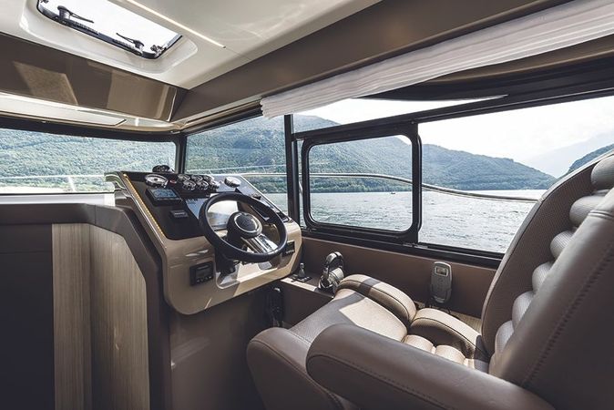 Cranchi 36 | Sun Sail 1