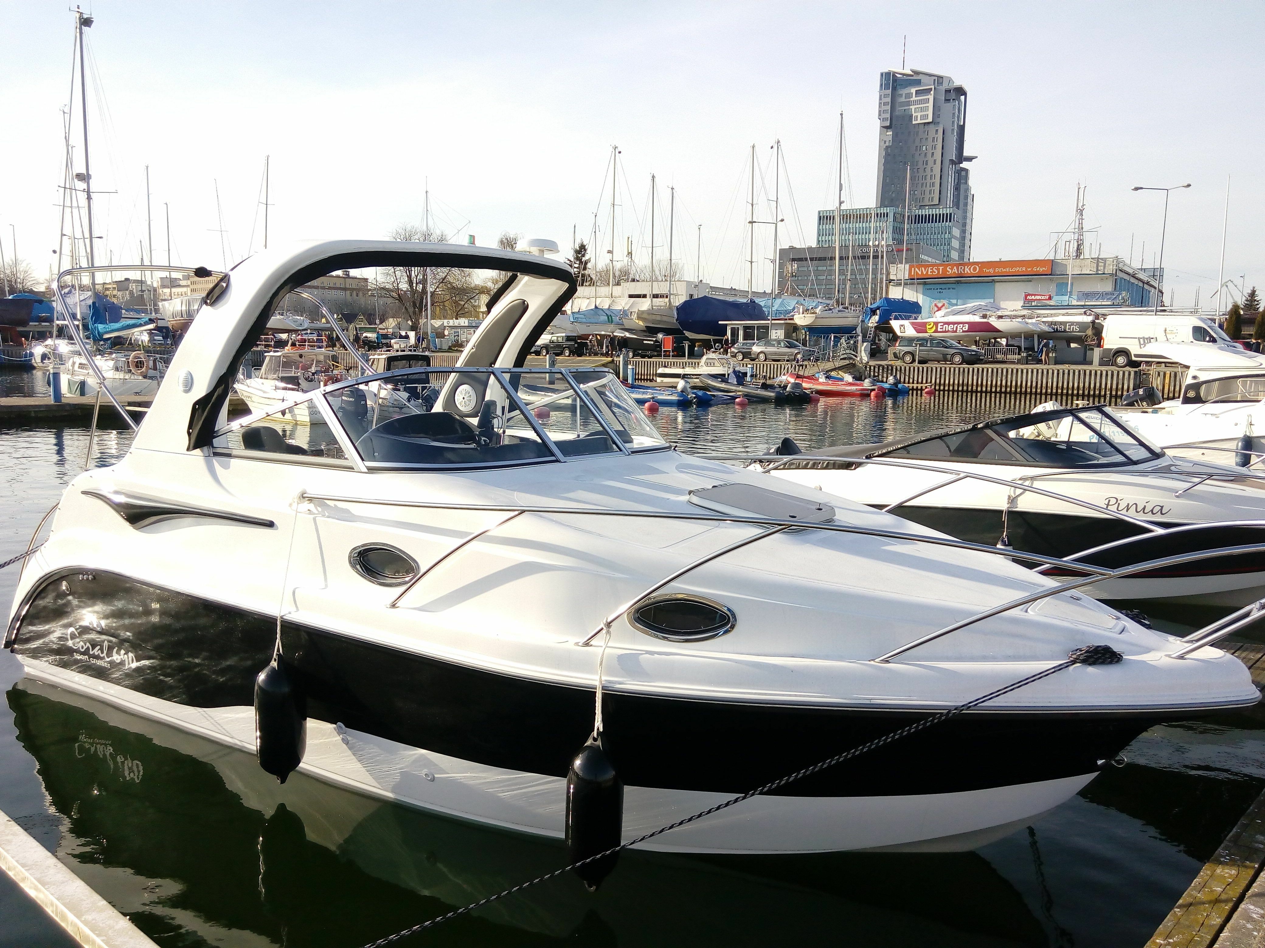 Coral 690 Sport Cruiser | Sun Sail 3