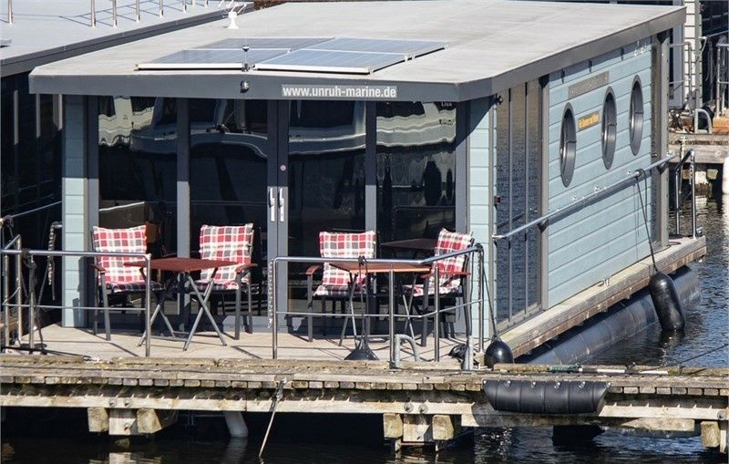 La Mare Apart LL | Lisa