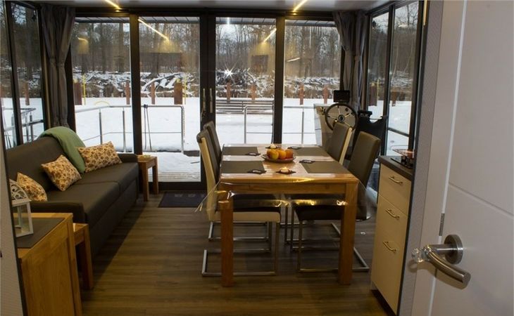 La Mare Apart LL | Lisa